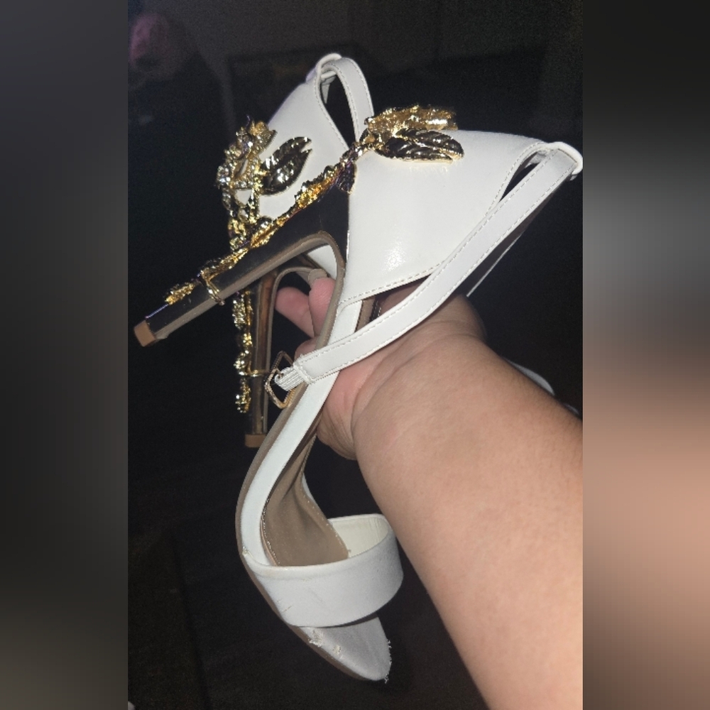 Elegant White Heels with Gold Leaf Design